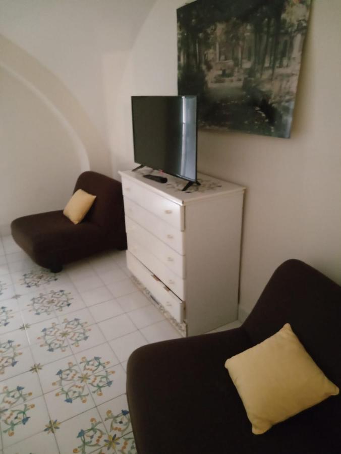 Vicoletto Belledonne Naples